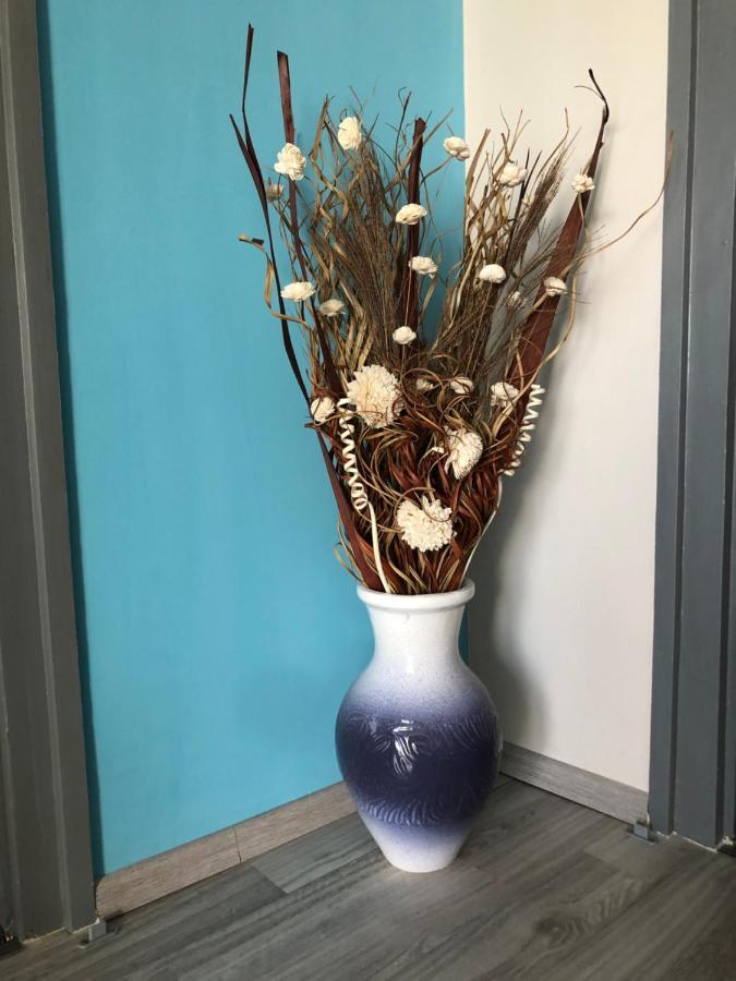 Happy Bunnies Apartman I - Gunarasfurdo Dombovar Exterior photo